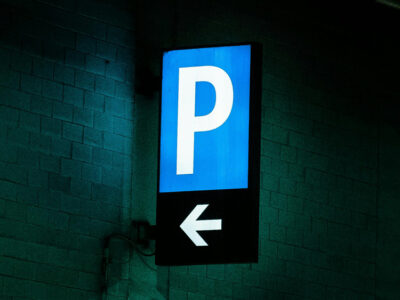 Πωλείται πάρκινγκ υπόγειο 300 τ.μ., με 9 θέσεις στάθμευσης