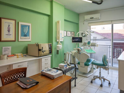 Πωλείται επιχείρηση οδοντιατρείο στο κέντρο του Αγρινίου